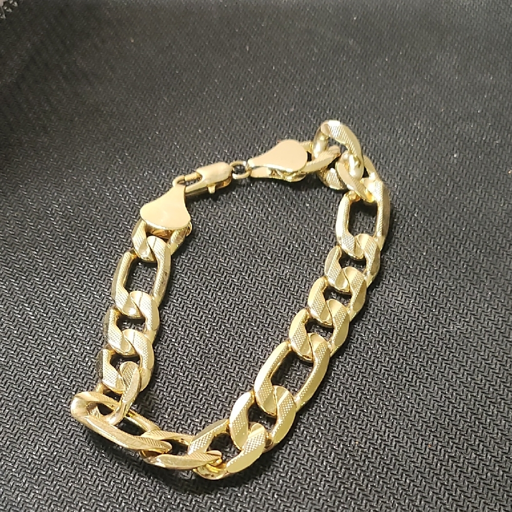 Gold Chain Bracelet